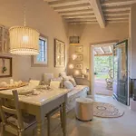 Villino Maria Teresa Villa *